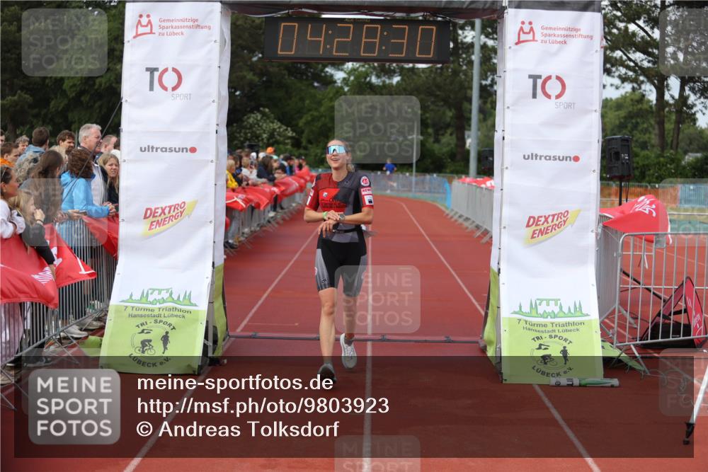 14.06.2026 - 7 Türme Triathlon Andreas Tolksdorf http://msf.ph/oto/9803923 14.06.2026 15:28:28 Ziel 1029, 1058, 1081 meine-sportfotos.de