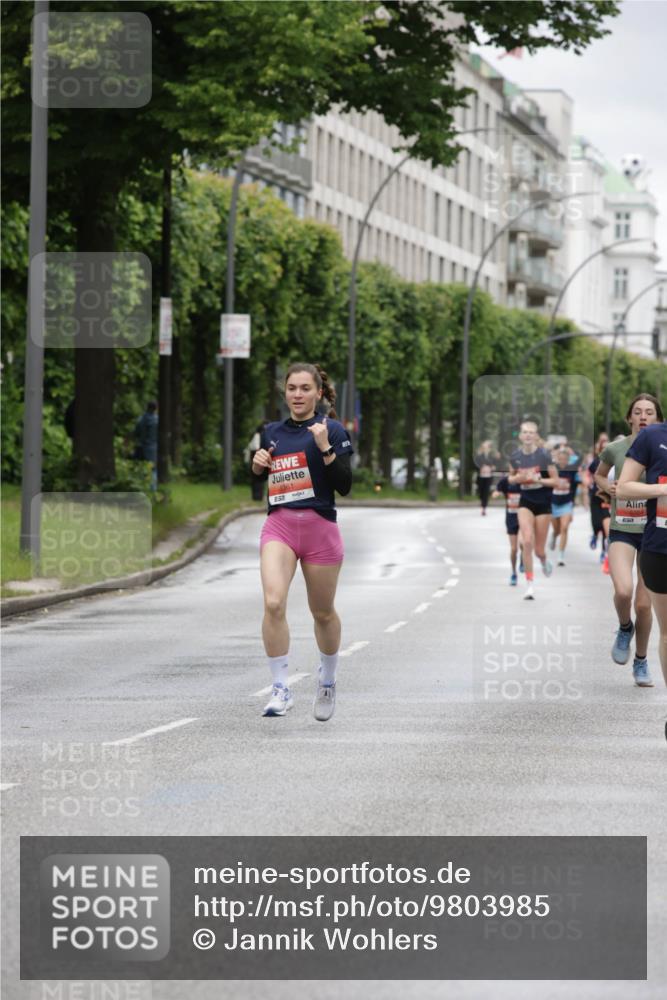 14.06.2026 - REWE Women's Run Jannik Wohlers http://msf.ph/oto/9803985 14.06.2026 10:37:09 Laufen 51 meine-sportfotos.de