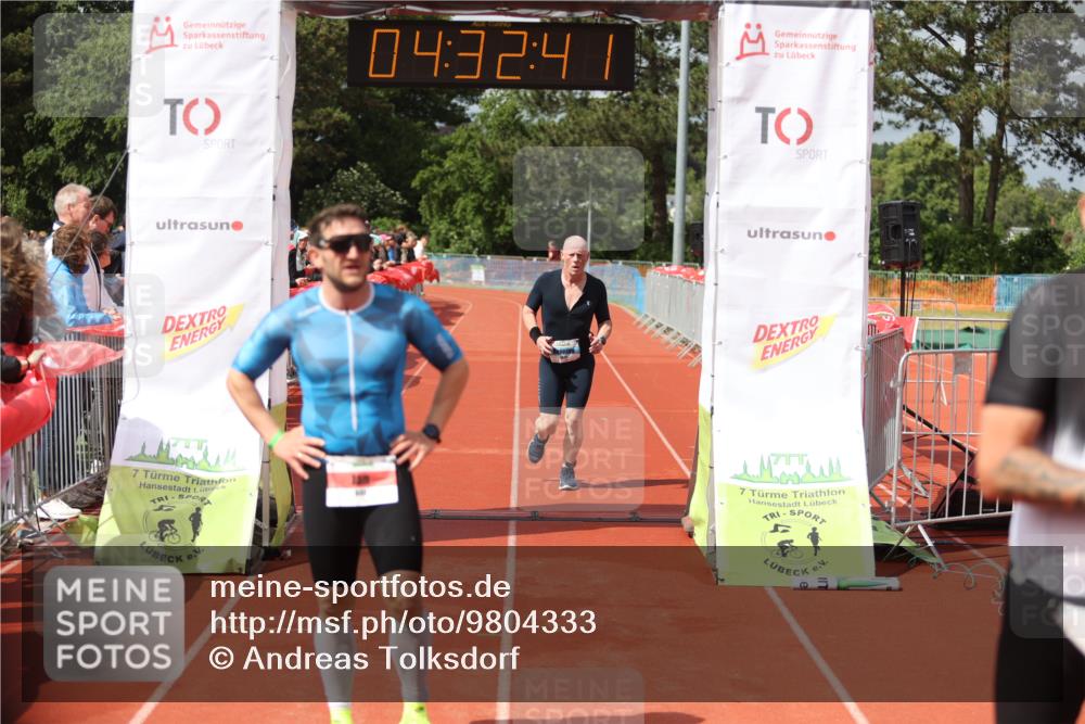 14.06.2026 - 7 Türme Triathlon Andreas Tolksdorf http://msf.ph/oto/9804333 14.06.2026 15:32:39 Ziel 840, 917, 1025 meine-sportfotos.de