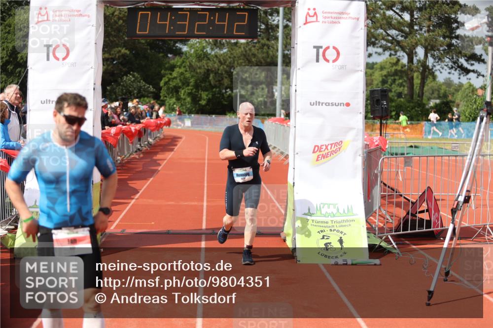 14.06.2026 - 7 Türme Triathlon Andreas Tolksdorf http://msf.ph/oto/9804351 14.06.2026 15:32:41 Ziel 840, 917, 1025 meine-sportfotos.de