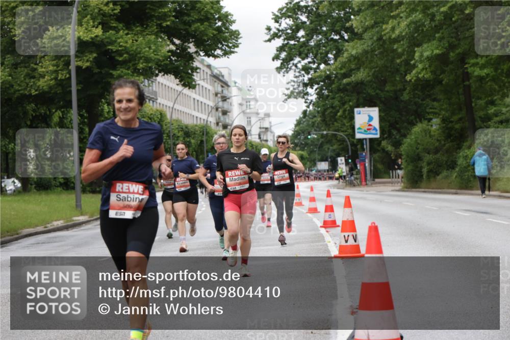 14.06.2026 - REWE Women's Run Jannik Wohlers http://msf.ph/oto/9804410 14.06.2026 10:37:58 Laufen 5096, 57 meine-sportfotos.de