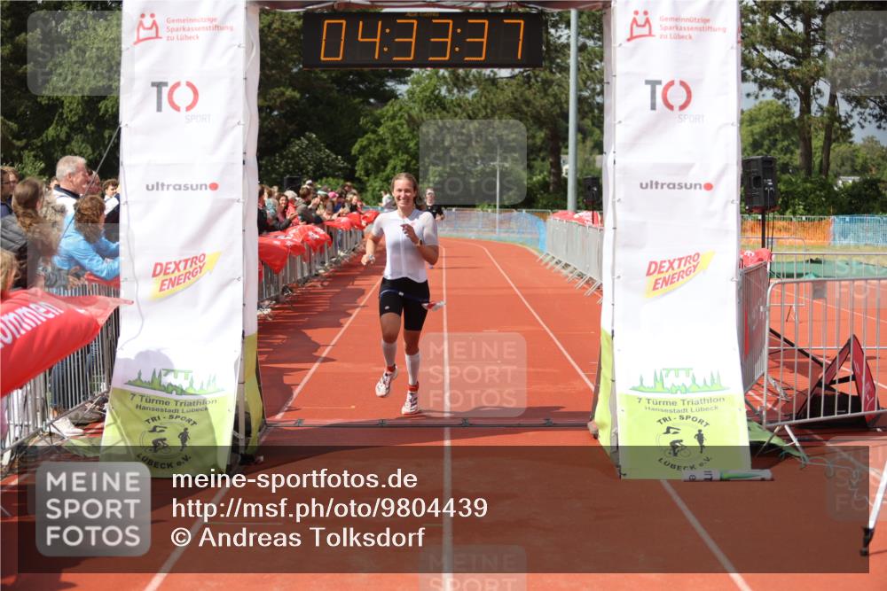 14.06.2026 - 7 Türme Triathlon Andreas Tolksdorf http://msf.ph/oto/9804439 14.06.2026 15:33:35 Ziel 643, 665, 1104 meine-sportfotos.de
