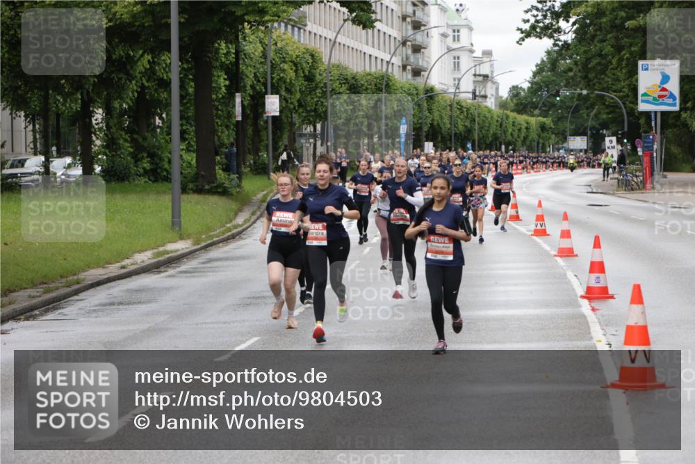 14.06.2026 - REWE Women's Run Jannik Wohlers http://msf.ph/oto/9804503 14.06.2026 10:38:11 Laufen 9 meine-sportfotos.de