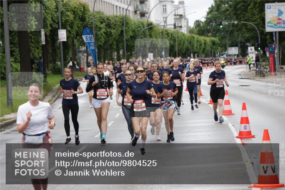 14.06.2026 - REWE Women's Run Jannik Wohlers http://msf.ph/oto/9804525 14.06.2026 10:38:17 Laufen 5, 00 meine-sportfotos.de