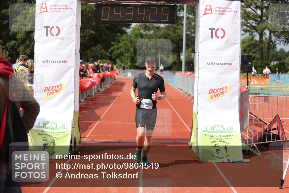 14.06.2026 - 7 Türme Triathlon Andreas Tolksdorf http://msf.ph/oto/9804549 14.06.2026 15:34:23 Ziel 1148 meine-sportfotos.de