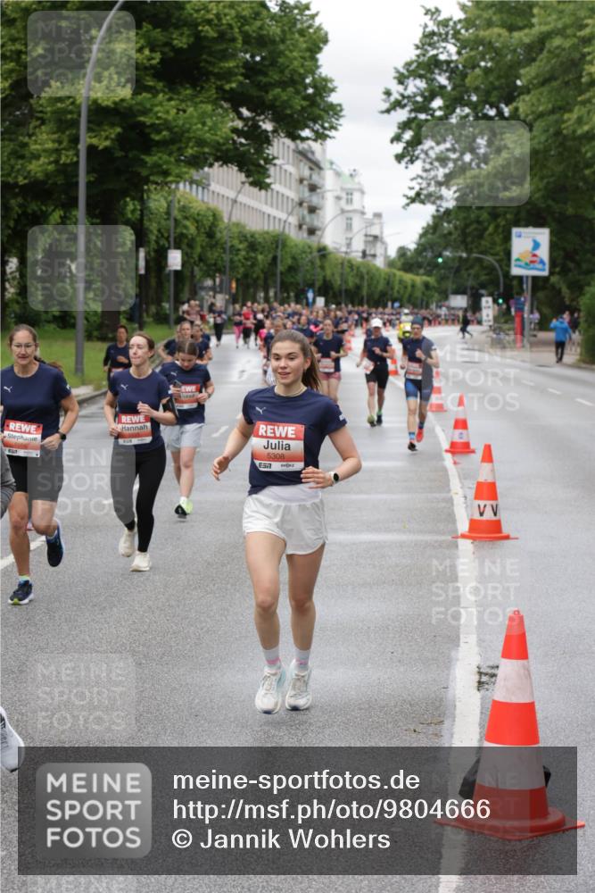 14.06.2026 - REWE Women's Run Jannik Wohlers http://msf.ph/oto/9804666 14.06.2026 10:38:36 Laufen 5308, 7 meine-sportfotos.de