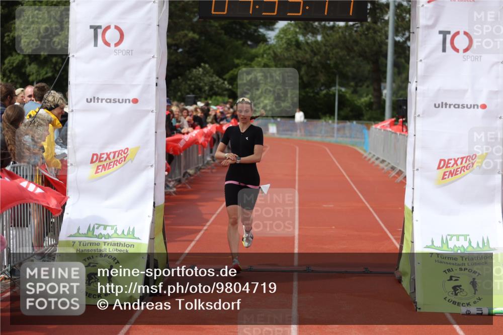 14.06.2026 - 7 Türme Triathlon Andreas Tolksdorf http://msf.ph/oto/9804719 14.06.2026 15:35:09 Ziel 1185, 1731 meine-sportfotos.de
