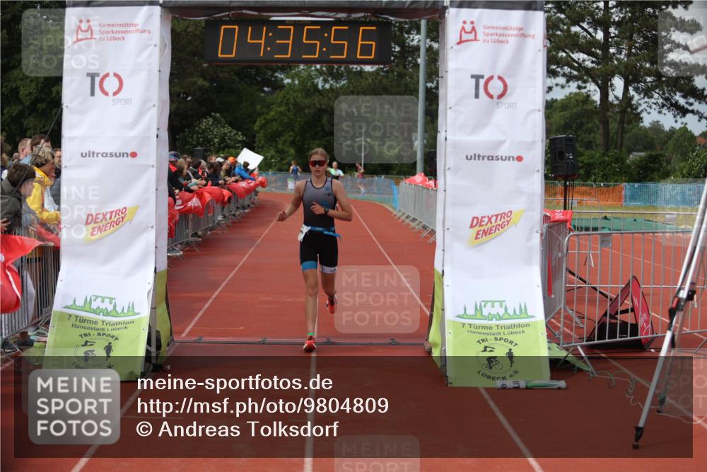 14.06.2026 - 7 Türme Triathlon Andreas Tolksdorf http://msf.ph/oto/9804809 14.06.2026 15:35:54 Ziel 963, 1703 meine-sportfotos.de