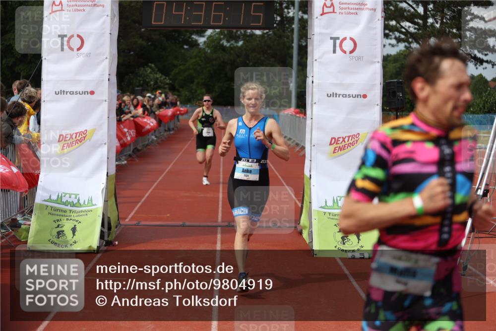 14.06.2026 - 7 Türme Triathlon Andreas Tolksdorf http://msf.ph/oto/9804919 14.06.2026 15:36:14 Ziel 1056, 1116, 1131, 1567 meine-sportfotos.de