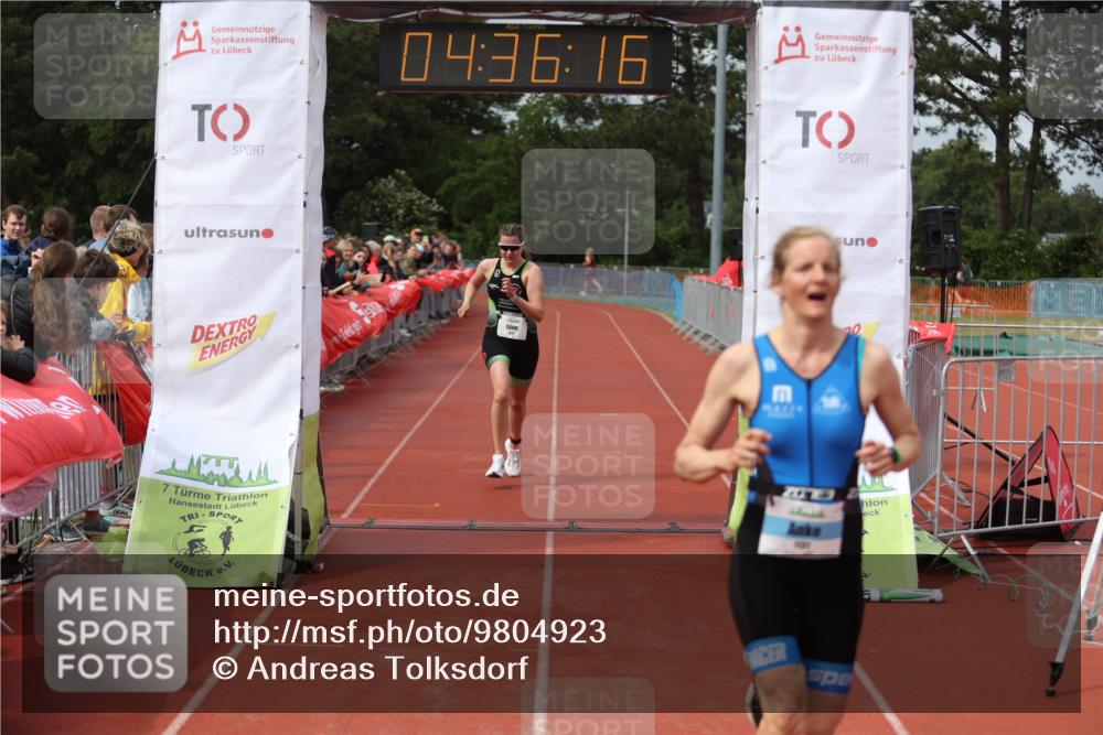 14.06.2026 - 7 Türme Triathlon Andreas Tolksdorf http://msf.ph/oto/9804923 14.06.2026 15:36:15 Ziel 1056, 1131, 1567 meine-sportfotos.de