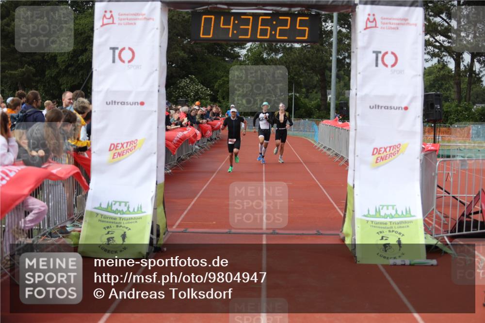 14.06.2026 - 7 Türme Triathlon Andreas Tolksdorf http://msf.ph/oto/9804947 14.06.2026 15:36:23 Ziel 623, 639, 795, 1567 meine-sportfotos.de