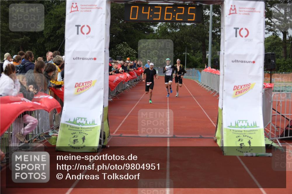 14.06.2026 - 7 Türme Triathlon Andreas Tolksdorf http://msf.ph/oto/9804951 14.06.2026 15:36:23 Ziel 623, 639, 795, 1567 meine-sportfotos.de