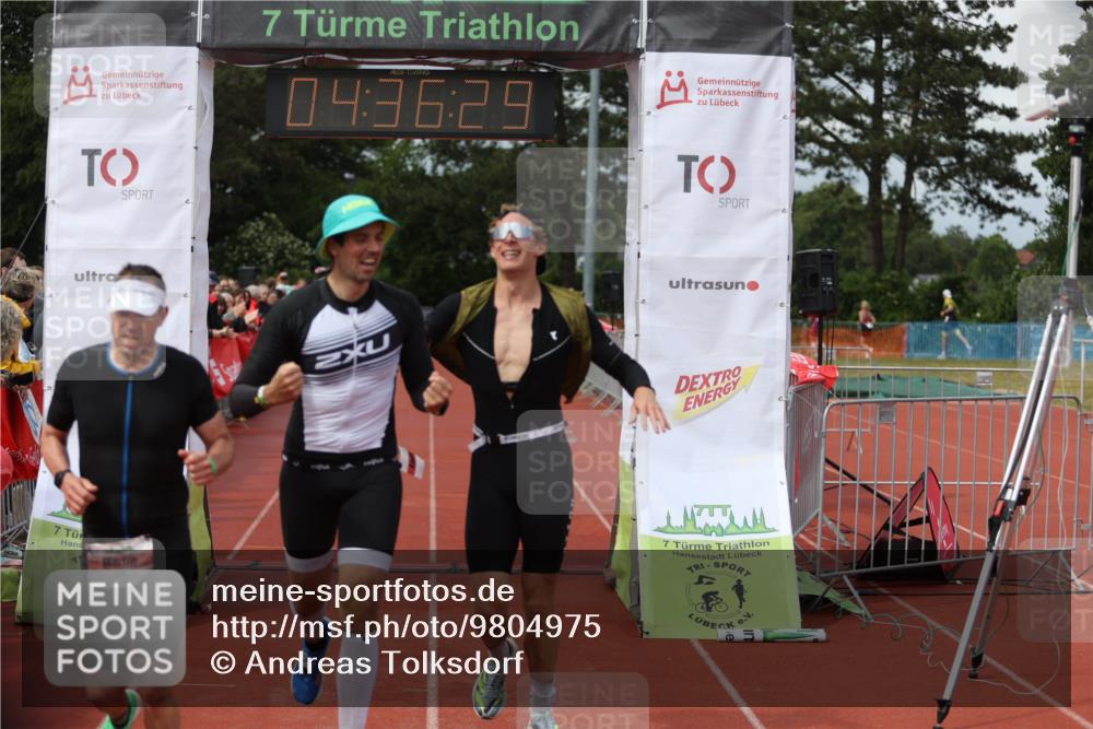 14.06.2026 - 7 Türme Triathlon Andreas Tolksdorf http://msf.ph/oto/9804975 14.06.2026 15:36:28 Ziel 623, 639, 795, 1013 meine-sportfotos.de