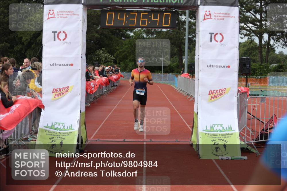 14.06.2026 - 7 Türme Triathlon Andreas Tolksdorf http://msf.ph/oto/9804984 14.06.2026 15:36:38 Ziel 972, 1013, 1545 meine-sportfotos.de