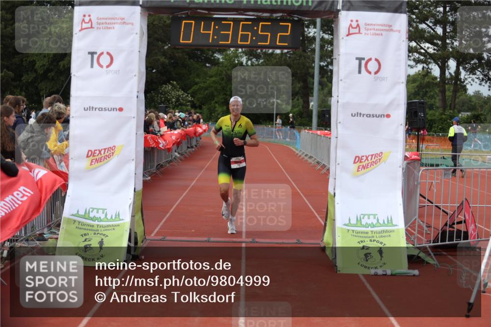 14.06.2026 - 7 Türme Triathlon Andreas Tolksdorf http://msf.ph/oto/9804999 14.06.2026 15:36:50 Ziel 728, 1545 meine-sportfotos.de