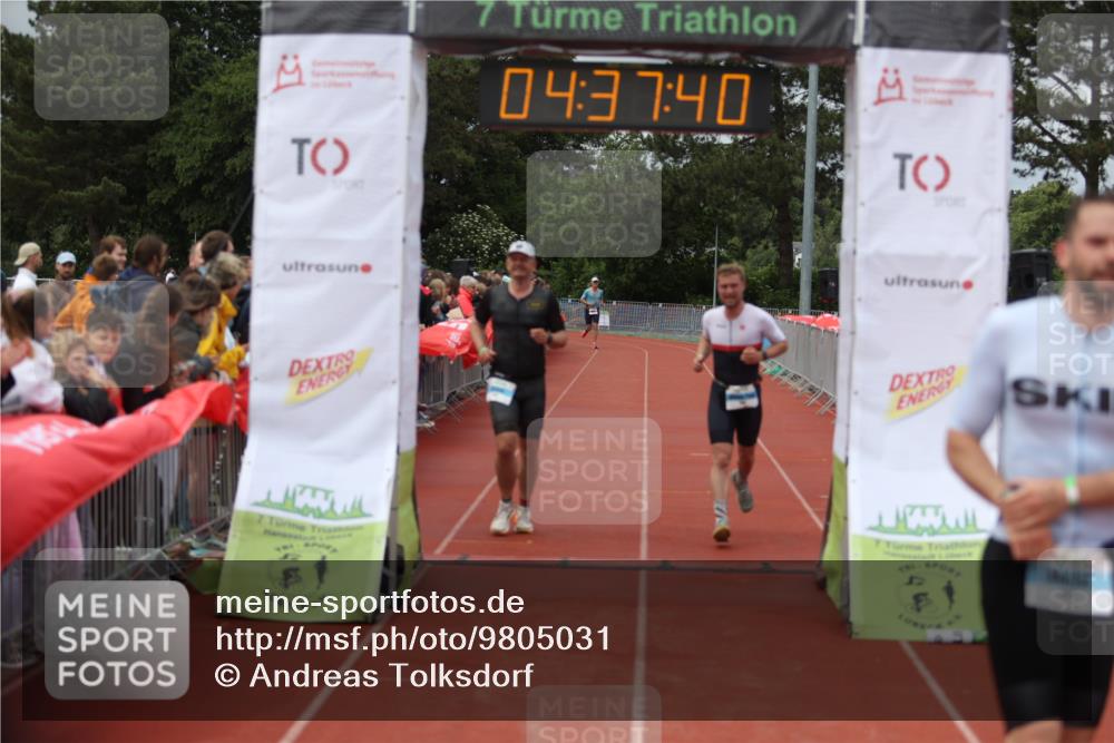 14.06.2026 - 7 Türme Triathlon Andreas Tolksdorf http://msf.ph/oto/9805031 14.06.2026 15:37:39 Ziel 792, 920, 933, 956 meine-sportfotos.de