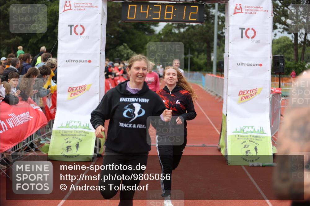 14.06.2026 - 7 Türme Triathlon Andreas Tolksdorf http://msf.ph/oto/9805056 14.06.2026 15:38:11 Ziel 884, 1182 meine-sportfotos.de