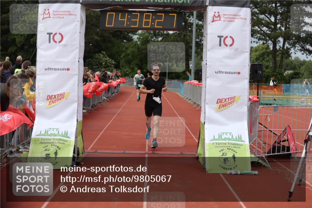 14.06.2026 - 7 Türme Triathlon Andreas Tolksdorf http://msf.ph/oto/9805067 14.06.2026 15:38:26 Ziel 919, 1117, 1153 meine-sportfotos.de