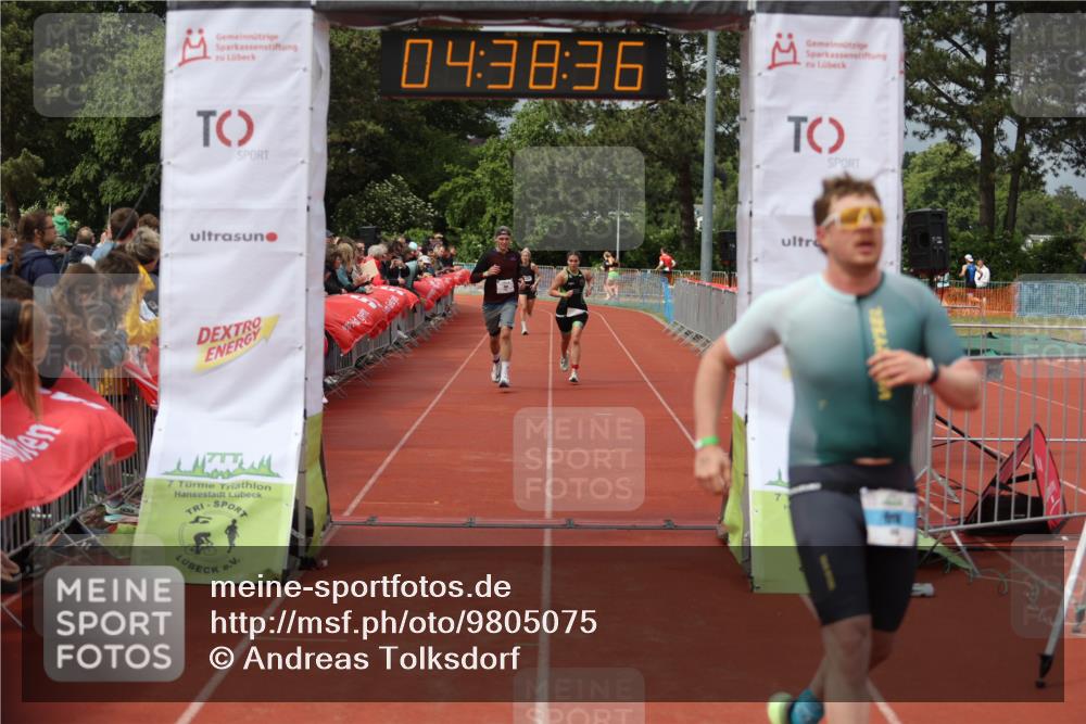14.06.2026 - 7 Türme Triathlon Andreas Tolksdorf http://msf.ph/oto/9805075 14.06.2026 15:38:36 Ziel 887, 894, 919, 1738 meine-sportfotos.de