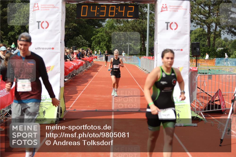 14.06.2026 - 7 Türme Triathlon Andreas Tolksdorf http://msf.ph/oto/9805081 14.06.2026 15:38:41 Ziel 887, 894, 919, 1636, 1738 meine-sportfotos.de