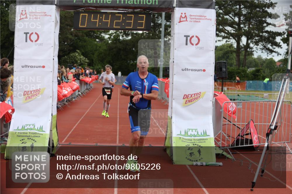 14.06.2026 - 7 Türme Triathlon Andreas Tolksdorf http://msf.ph/oto/9805226 14.06.2026 15:42:32 Ziel 725, 986, 1759 meine-sportfotos.de