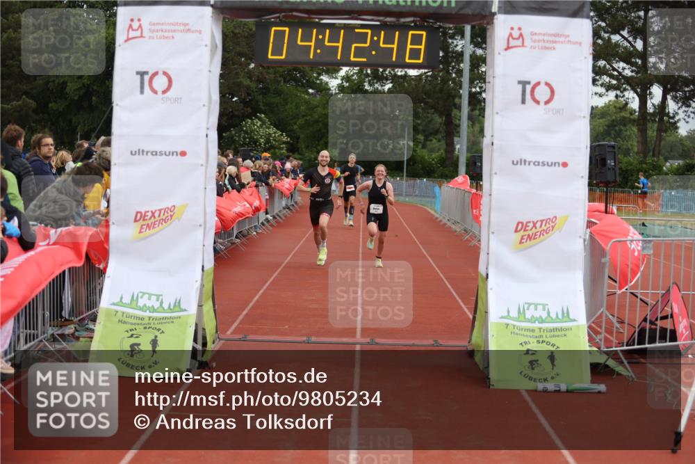 14.06.2026 - 7 Türme Triathlon Andreas Tolksdorf http://msf.ph/oto/9805234 14.06.2026 15:42:47 Ziel 614, 1108, 1614 meine-sportfotos.de