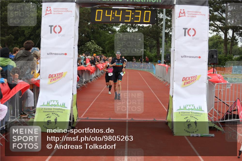 14.06.2026 - 7 Türme Triathlon Andreas Tolksdorf http://msf.ph/oto/9805263 14.06.2026 15:43:29 Ziel 905, 1132, 1532, 1601 meine-sportfotos.de