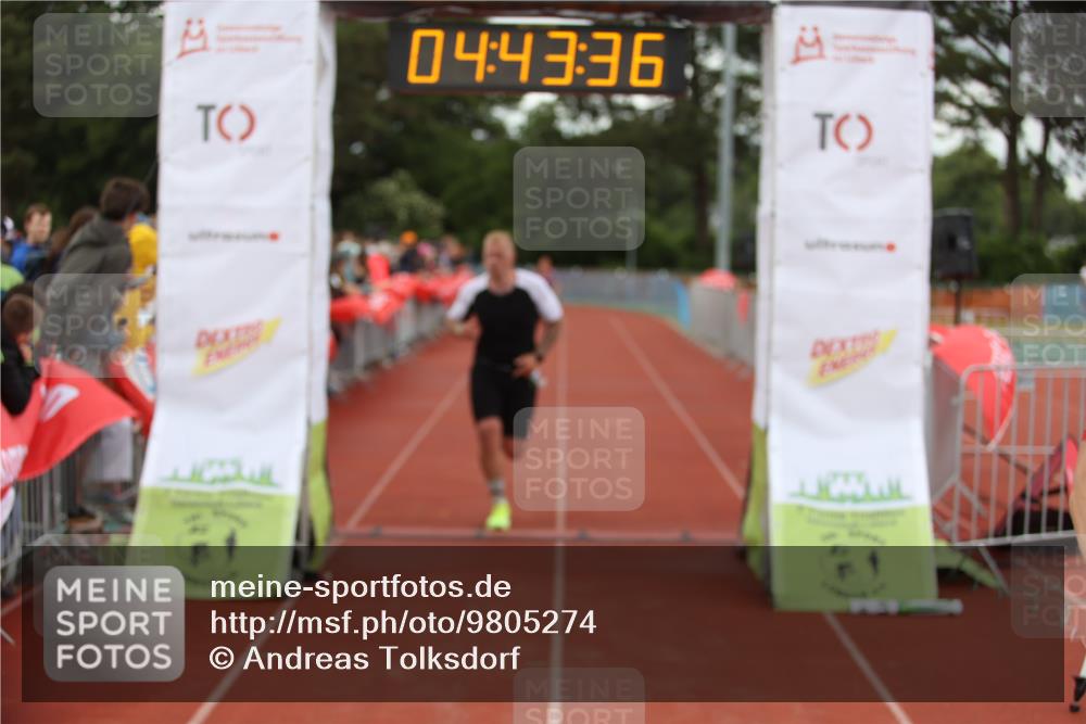 14.06.2026 - 7 Türme Triathlon Andreas Tolksdorf http://msf.ph/oto/9805274 14.06.2026 15:43:35 Ziel 905, 1132, 1532, 1570 meine-sportfotos.de