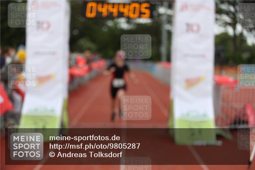 14.06.2026 - 7 Türme Triathlon Andreas Tolksdorf http://msf.ph/oto/9805287 14.06.2026 15:44:03 Ziel 1524 meine-sportfotos.de