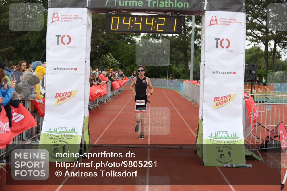 14.06.2026 - 7 Türme Triathlon Andreas Tolksdorf http://msf.ph/oto/9805291 14.06.2026 15:44:20 Ziel 602, 1141 meine-sportfotos.de