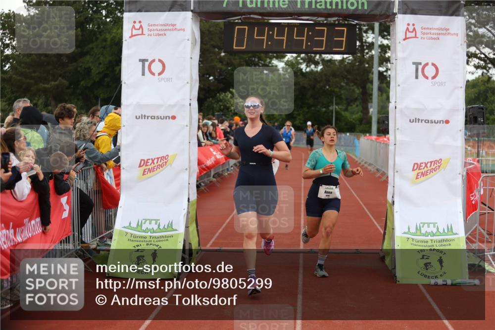 14.06.2026 - 7 Türme Triathlon Andreas Tolksdorf http://msf.ph/oto/9805299 14.06.2026 15:44:31 Ziel 1068, 1694, 1725 meine-sportfotos.de