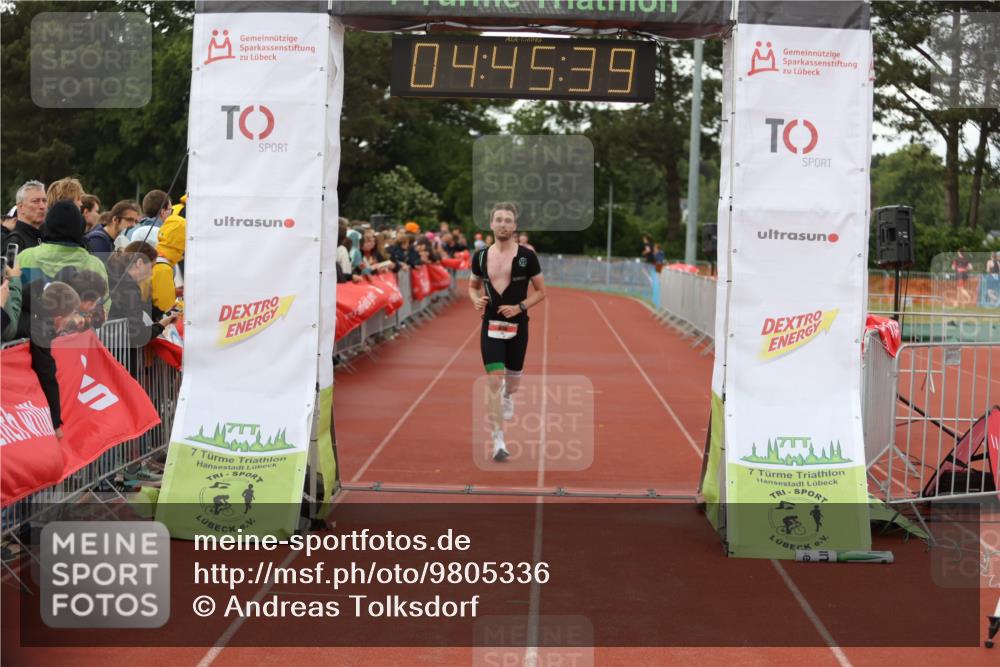 14.06.2026 - 7 Türme Triathlon Andreas Tolksdorf http://msf.ph/oto/9805336 14.06.2026 15:45:38 Ziel 777, 1714 meine-sportfotos.de