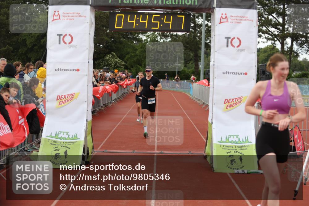 14.06.2026 - 7 Türme Triathlon Andreas Tolksdorf http://msf.ph/oto/9805346 14.06.2026 15:45:46 Ziel 706, 777, 921, 1173, 1714 meine-sportfotos.de