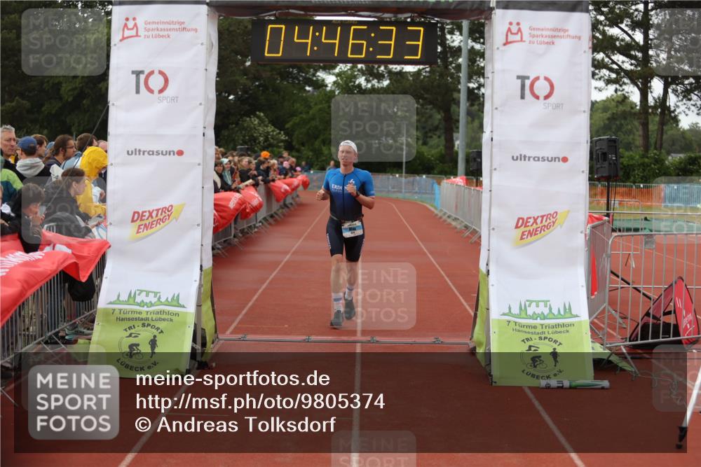 14.06.2026 - 7 Türme Triathlon Andreas Tolksdorf http://msf.ph/oto/9805374 14.06.2026 15:46:32 Ziel 929 meine-sportfotos.de