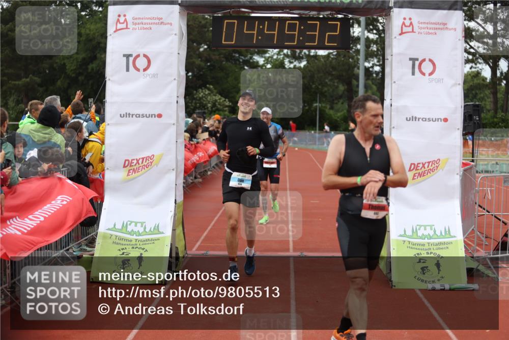 14.06.2026 - 7 Türme Triathlon Andreas Tolksdorf http://msf.ph/oto/9805513 14.06.2026 15:49:31 Ziel 693, 759, 938, 1047, 1568, 1604, 1618, 1713, 1752 meine-sportfotos.de