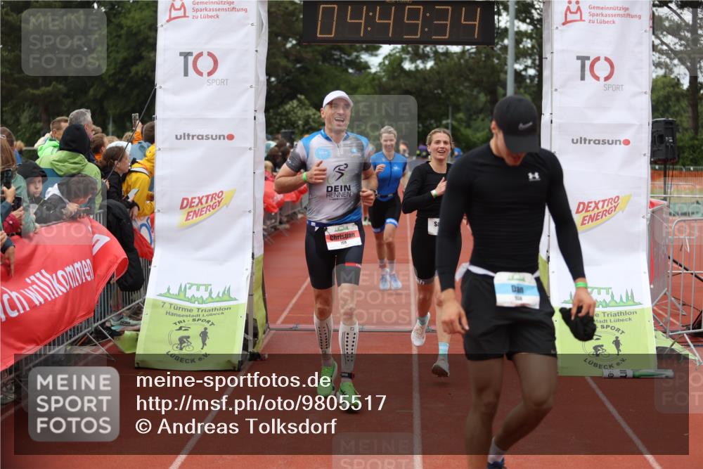 14.06.2026 - 7 Türme Triathlon Andreas Tolksdorf http://msf.ph/oto/9805517 14.06.2026 15:49:33 Ziel 693, 759, 938, 1047, 1568, 1604, 1618, 1752 meine-sportfotos.de