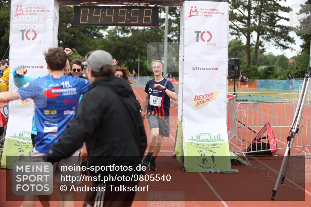 14.06.2026 - 7 Türme Triathlon Andreas Tolksdorf http://msf.ph/oto/9805540 14.06.2026 15:49:57 Ziel 686, 1189, 1196, 1514, 1575 meine-sportfotos.de