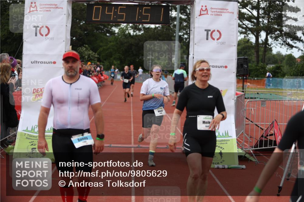 14.06.2026 - 7 Türme Triathlon Andreas Tolksdorf http://msf.ph/oto/9805629 14.06.2026 15:51:50 Ziel 930, 1100, 1138, 1160, 1589, 1607, 1680 meine-sportfotos.de