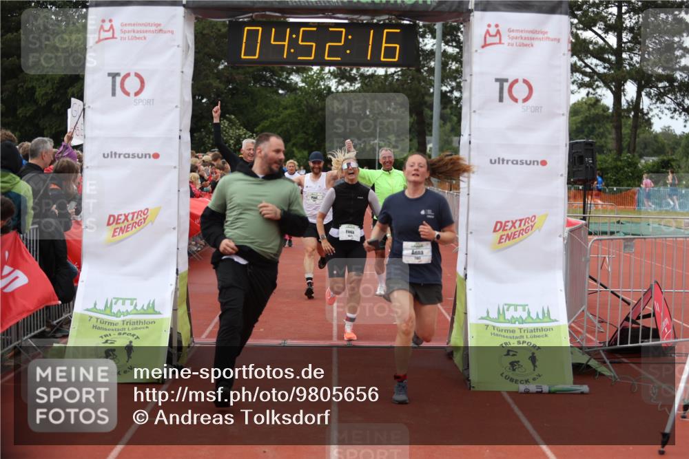 14.06.2026 - 7 Türme Triathlon Andreas Tolksdorf http://msf.ph/oto/9805656 14.06.2026 15:52:15 Ziel 1183, 1200, 1621, 1627, 1783 meine-sportfotos.de