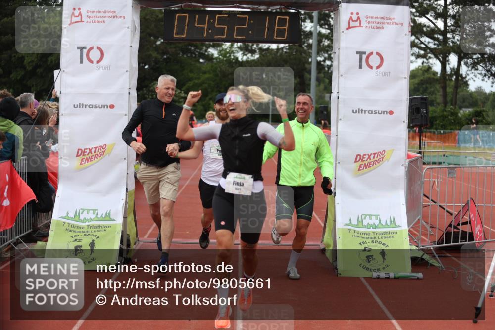 14.06.2026 - 7 Türme Triathlon Andreas Tolksdorf http://msf.ph/oto/9805661 14.06.2026 15:52:17 Ziel 1183, 1200, 1621, 1783 meine-sportfotos.de