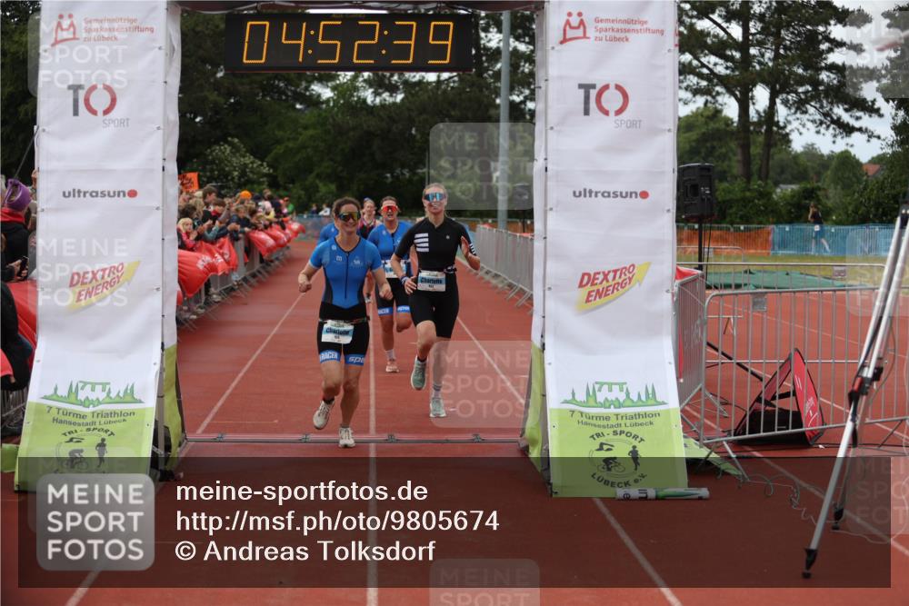 14.06.2026 - 7 Türme Triathlon Andreas Tolksdorf http://msf.ph/oto/9805674 14.06.2026 15:52:38 Ziel 918, 926, 952, 965, 984, 1130, 1644 meine-sportfotos.de
