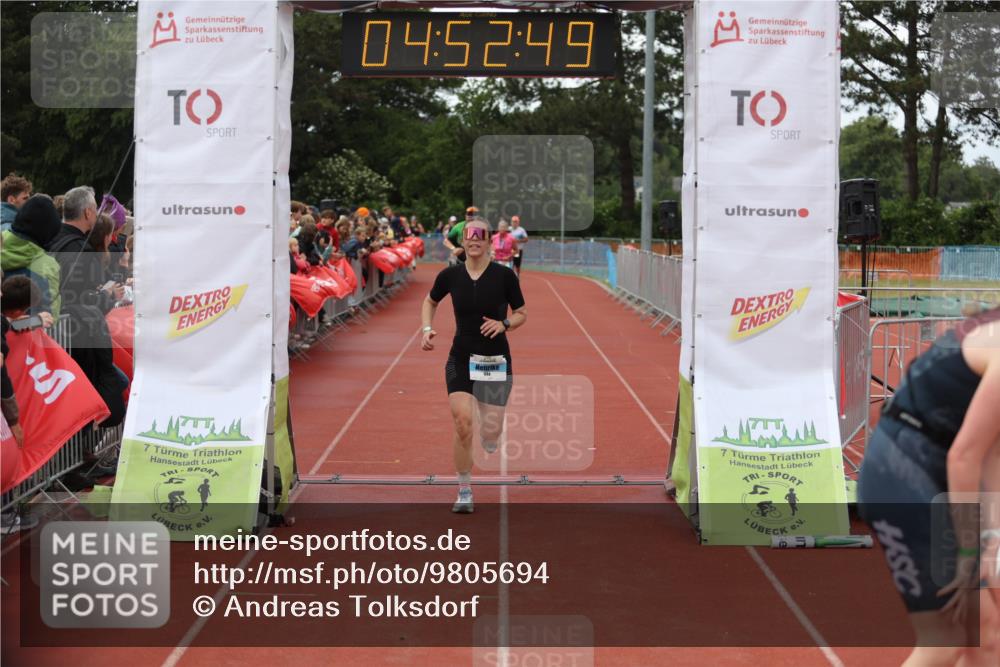 14.06.2026 - 7 Türme Triathlon Andreas Tolksdorf http://msf.ph/oto/9805694 14.06.2026 15:52:48 Ziel 918, 944, 965, 984, 1033, 1130, 1644, 1740 meine-sportfotos.de