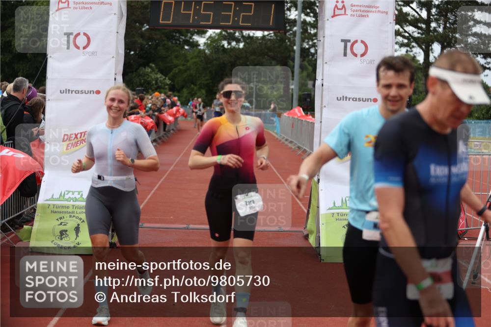 14.06.2026 - 7 Türme Triathlon Andreas Tolksdorf http://msf.ph/oto/9805730 14.06.2026 15:53:20 Ziel 654, 945, 1582, 1653 meine-sportfotos.de