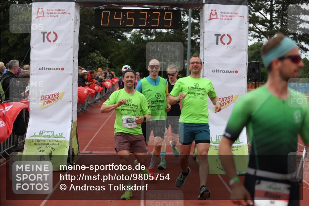 14.06.2026 - 7 Türme Triathlon Andreas Tolksdorf http://msf.ph/oto/9805754 14.06.2026 15:53:38 Ziel 674, 776, 784, 1135, 1619, 1789 meine-sportfotos.de