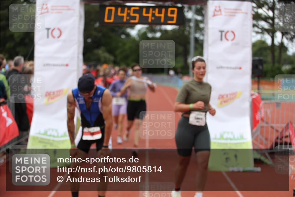 14.06.2026 - 7 Türme Triathlon Andreas Tolksdorf http://msf.ph/oto/9805814 14.06.2026 15:54:47 Ziel 711, 827, 1061, 1526, 1536, 1602, 1682, 1730 meine-sportfotos.de