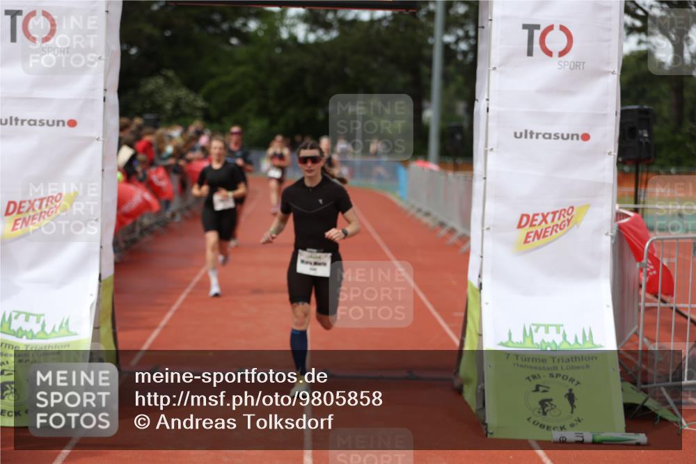 14.06.2026 - 7 Türme Triathlon Andreas Tolksdorf http://msf.ph/oto/9805858 14.06.2026 15:55:28 Ziel 787, 814, 1533, 1556, 1580, 1592, 1629, 1640, 1719 meine-sportfotos.de