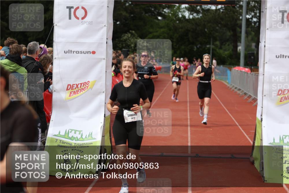 14.06.2026 - 7 Türme Triathlon Andreas Tolksdorf http://msf.ph/oto/9805863 14.06.2026 15:55:32 Ziel 787, 1176, 1501, 1533, 1556, 1580, 1592, 1629, 1719 meine-sportfotos.de