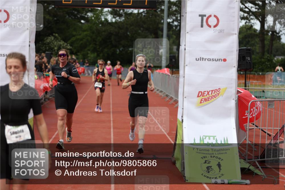 14.06.2026 - 7 Türme Triathlon Andreas Tolksdorf http://msf.ph/oto/9805866 14.06.2026 15:55:33 Ziel 787, 1176, 1501, 1533, 1580, 1629, 1719 meine-sportfotos.de
