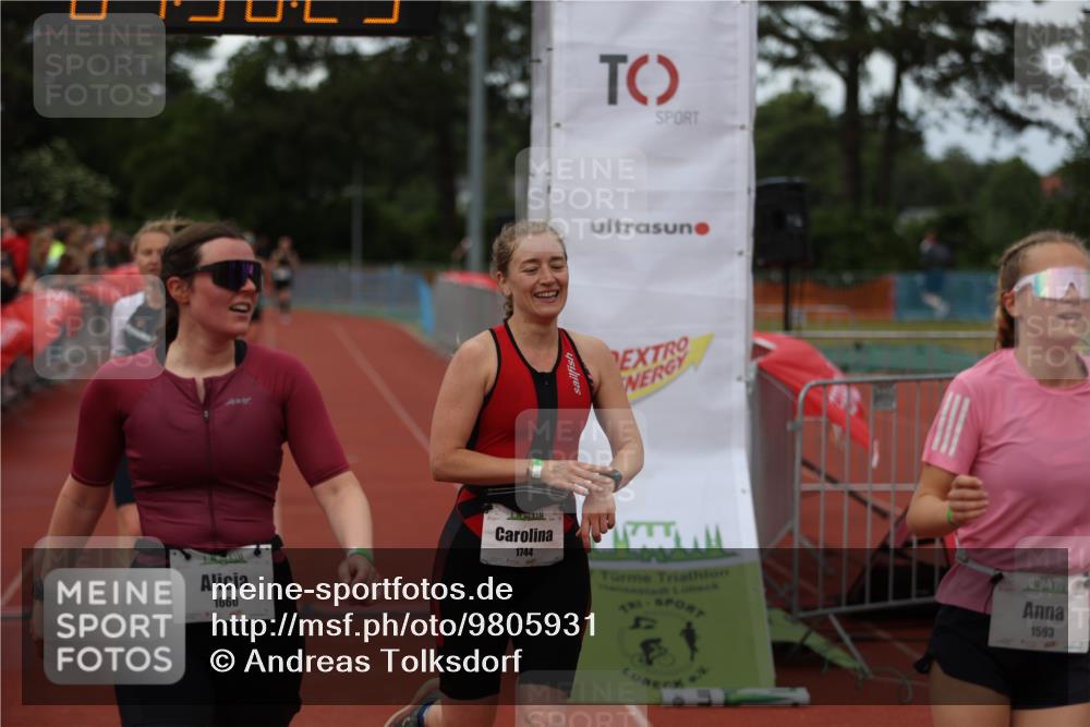 14.06.2026 - 7 Türme Triathlon Andreas Tolksdorf http://msf.ph/oto/9805931 14.06.2026 15:56:21 Ziel 751, 834, 1593, 1660, 1662, 1678, 1709, 1744 meine-sportfotos.de