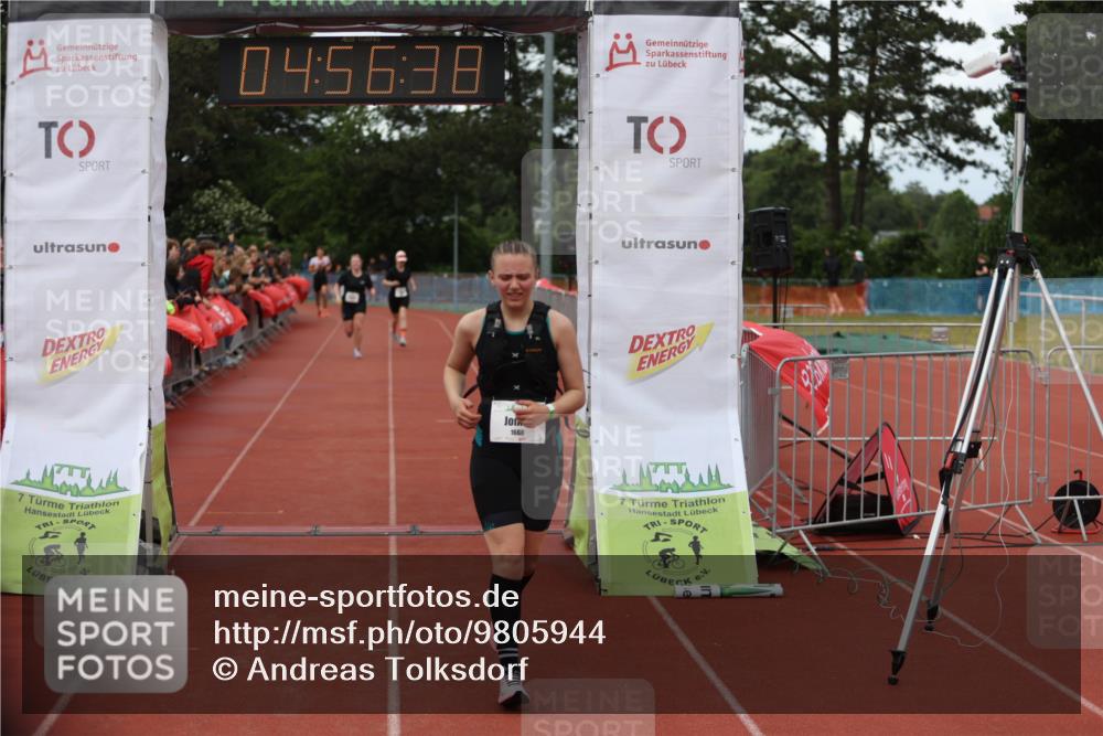 14.06.2026 - 7 Türme Triathlon Andreas Tolksdorf http://msf.ph/oto/9805944 14.06.2026 15:56:37 Ziel 922, 1562, 1591, 1668 meine-sportfotos.de